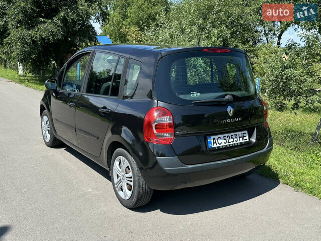 Черный Рено Модус, объемом двигателя 1.6 л и пробегом 184 тыс. км за 6300 $, фото 4 на Automoto.ua