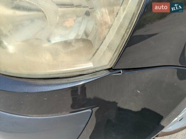 Черный Рено Модус, объемом двигателя 1.1 л и пробегом 211 тыс. км за 3700 $, фото 14 на Automoto.ua