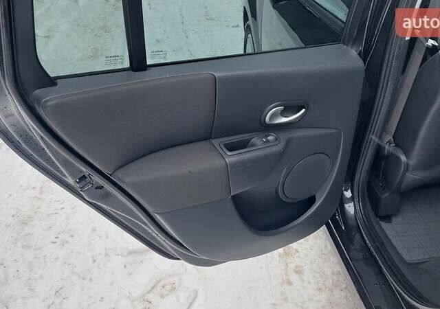 Чорний Рено Модус, об'ємом двигуна 1.6 л та пробігом 212 тис. км за 6250 $, фото 27 на Automoto.ua