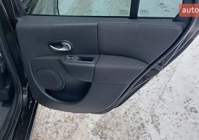 Чорний Рено Модус, об'ємом двигуна 1.6 л та пробігом 212 тис. км за 6250 $, фото 25 на Automoto.ua