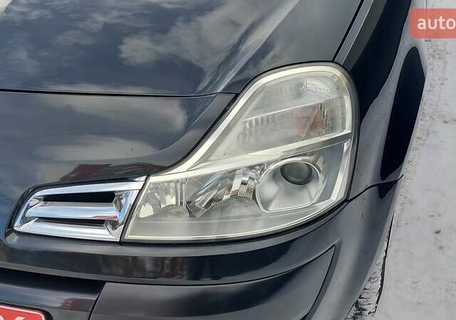 Чорний Рено Модус, об'ємом двигуна 1.6 л та пробігом 212 тис. км за 6250 $, фото 12 на Automoto.ua