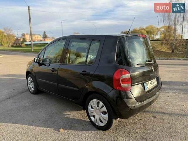 Черный Рено Модус, объемом двигателя 1.2 л и пробегом 214 тыс. км за 3900 $, фото 2 на Automoto.ua