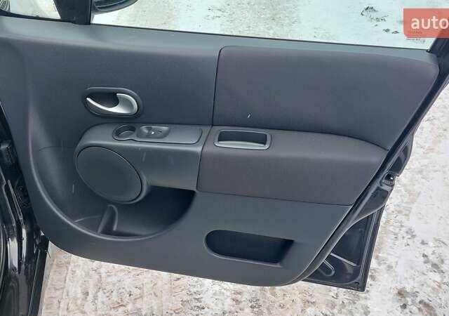 Чорний Рено Модус, об'ємом двигуна 1.6 л та пробігом 212 тис. км за 6250 $, фото 21 на Automoto.ua