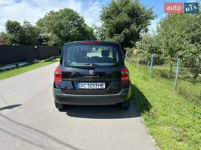 Черный Рено Модус, объемом двигателя 1.6 л и пробегом 184 тыс. км за 6300 $, фото 5 на Automoto.ua