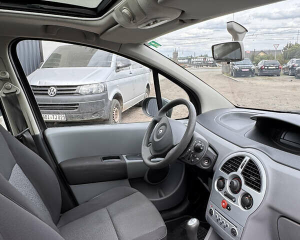 Черный Рено Модус, объемом двигателя 1.6 л и пробегом 131 тыс. км за 5950 $, фото 8 на Automoto.ua
