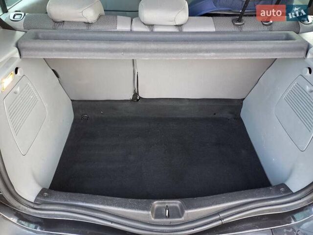 Черный Рено Модус, объемом двигателя 1.1 л и пробегом 211 тыс. км за 3700 $, фото 13 на Automoto.ua