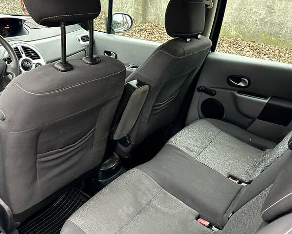 Чорний Рено Модус, об'ємом двигуна 1.15 л та пробігом 199 тис. км за 4200 $, фото 10 на Automoto.ua