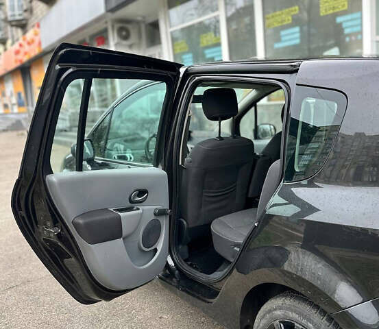 Чорний Рено Модус, об'ємом двигуна 1.15 л та пробігом 199 тис. км за 4300 $, фото 7 на Automoto.ua