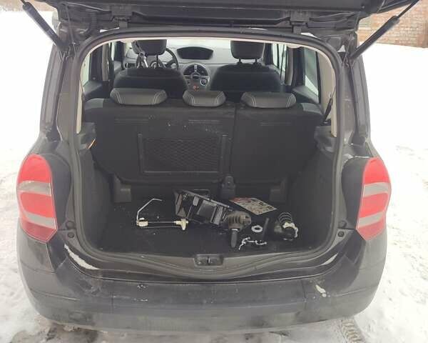 Черный Рено Модус, объемом двигателя 1.6 л и пробегом 62 тыс. км за 5500 $, фото 9 на Automoto.ua