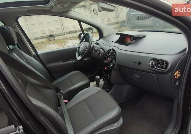 Чорний Рено Модус, об'ємом двигуна 1.6 л та пробігом 249 тис. км за 6600 $, фото 47 на Automoto.ua