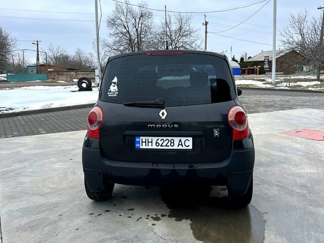 Чорний Рено Модус, об'ємом двигуна 1.4 л та пробігом 200 тис. км за 3500 $, фото 6 на Automoto.ua