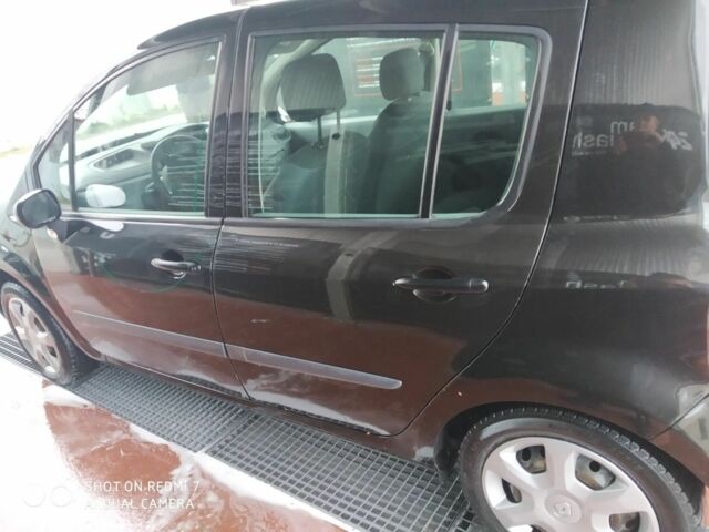 Чорний Рено Модус, об'ємом двигуна 0 л та пробігом 173 тис. км за 3900 $, фото 4 на Automoto.ua