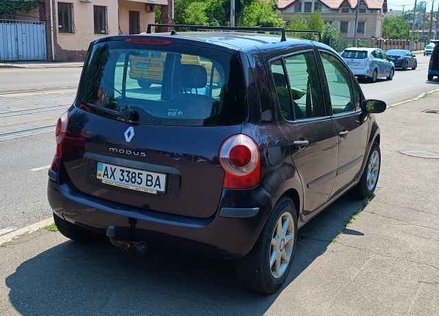 Фиолетовый Рено Модус, объемом двигателя 0 л и пробегом 320 тыс. км за 2800 $, фото 1 на Automoto.ua
