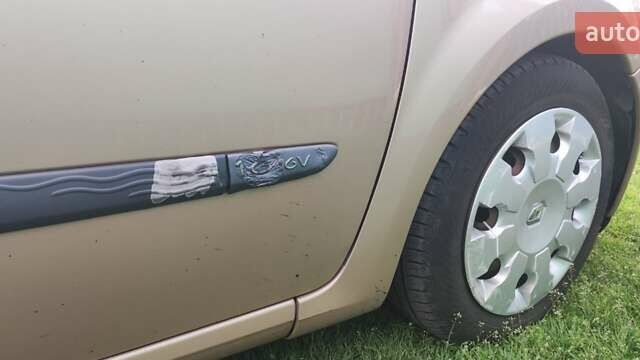 Коричневый Рено Модус, объемом двигателя 1.6 л и пробегом 267 тыс. км за 5000 $, фото 8 на Automoto.ua
