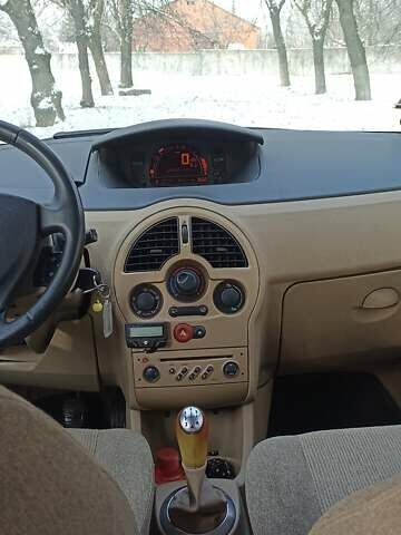 Коричневий Рено Модус, об'ємом двигуна 1.5 л та пробігом 295 тис. км за 4900 $, фото 24 на Automoto.ua
