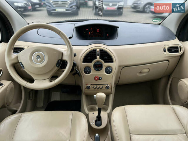 Коричневый Рено Модус, объемом двигателя 1.6 л и пробегом 181 тыс. км за 6400 $, фото 11 на Automoto.ua