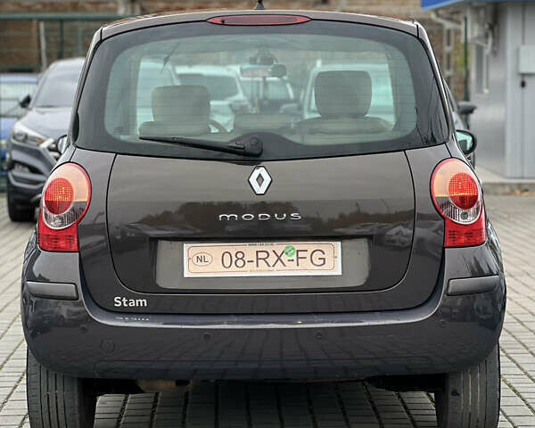 Коричневый Рено Модус, объемом двигателя 1.6 л и пробегом 181 тыс. км за 6400 $, фото 4 на Automoto.ua