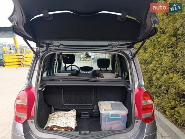 Коричневий Рено Модус, об'ємом двигуна 1.6 л та пробігом 241 тис. км за 5500 $, фото 16 на Automoto.ua