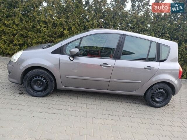 Коричневый Рено Модус, объемом двигателя 1.6 л и пробегом 241 тыс. км за 5300 $, фото 3 на Automoto.ua