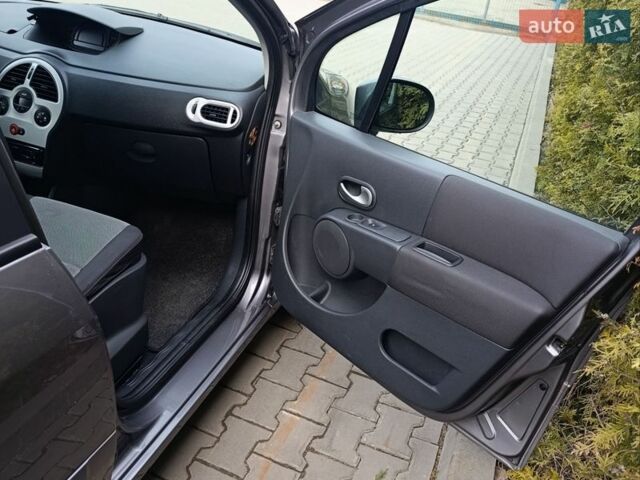 Коричневий Рено Модус, об'ємом двигуна 1.6 л та пробігом 241 тис. км за 5500 $, фото 12 на Automoto.ua