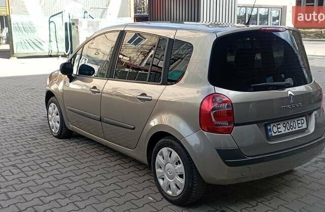 Коричневый Рено Модус, объемом двигателя 1.6 л и пробегом 226 тыс. км за 5900 $, фото 4 на Automoto.ua