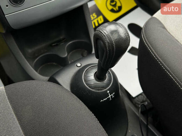 Коричневый Рено Модус, объемом двигателя 1.46 л и пробегом 150 тыс. км за 7200 $, фото 16 на Automoto.ua