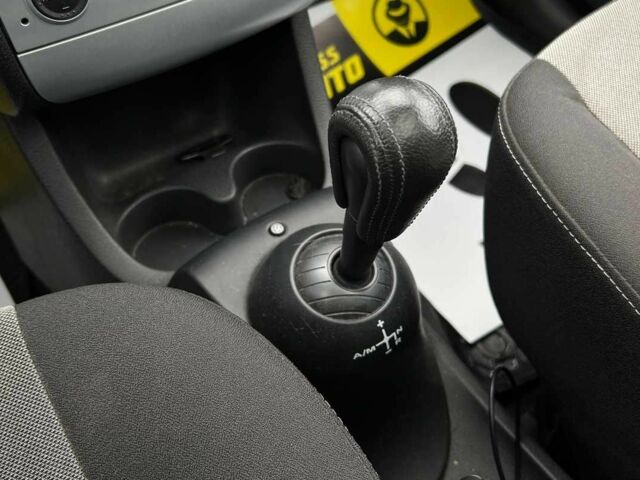 Коричневый Рено Модус, объемом двигателя 1.5 л и пробегом 150 тыс. км за 7200 $, фото 16 на Automoto.ua