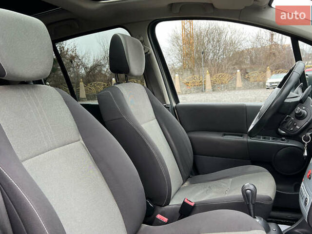 Коричневый Рено Модус, объемом двигателя 1.46 л и пробегом 150 тыс. км за 7200 $, фото 17 на Automoto.ua