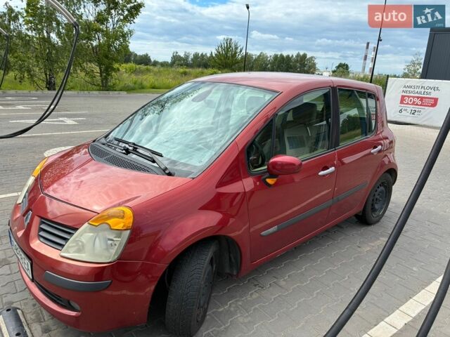 Червоний Рено Модус, об'ємом двигуна 1.1 л та пробігом 225 тис. км за 3000 $, фото 1 на Automoto.ua