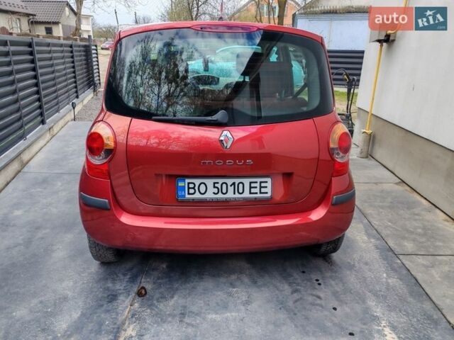 Красный Рено Модус, объемом двигателя 1.2 л и пробегом 189 тыс. км за 3900 $, фото 24 на Automoto.ua