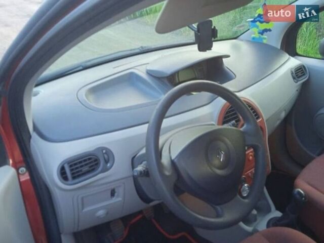 Красный Рено Модус, объемом двигателя 1.2 л и пробегом 189 тыс. км за 3900 $, фото 13 на Automoto.ua