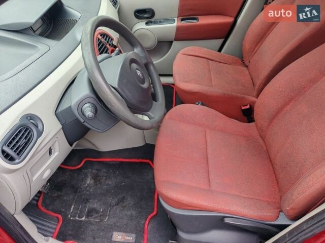 Красный Рено Модус, объемом двигателя 1.2 л и пробегом 189 тыс. км за 3900 $, фото 19 на Automoto.ua