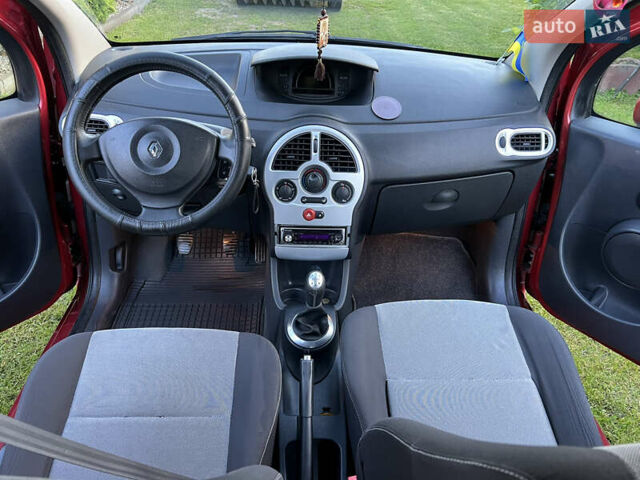 Червоний Рено Модус, об'ємом двигуна 1.6 л та пробігом 238 тис. км за 4600 $, фото 8 на Automoto.ua