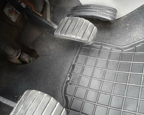 Червоний Рено Модус, об'ємом двигуна 1.15 л та пробігом 120 тис. км за 4750 $, фото 20 на Automoto.ua