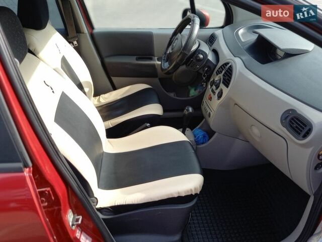 Червоний Рено Модус, об'ємом двигуна 1.6 л та пробігом 176 тис. км за 5400 $, фото 19 на Automoto.ua