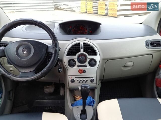 Червоний Рено Модус, об'ємом двигуна 1.6 л та пробігом 176 тис. км за 5400 $, фото 10 на Automoto.ua