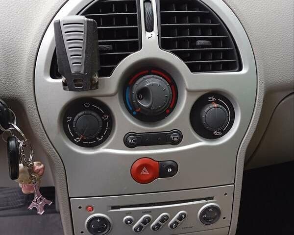 Червоний Рено Модус, об'ємом двигуна 1.6 л та пробігом 172 тис. км за 5200 $, фото 2 на Automoto.ua