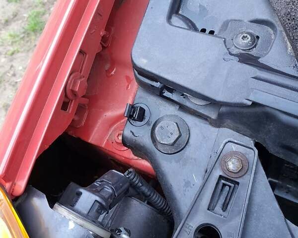 Червоний Рено Модус, об'ємом двигуна 1.15 л та пробігом 120 тис. км за 4750 $, фото 30 на Automoto.ua