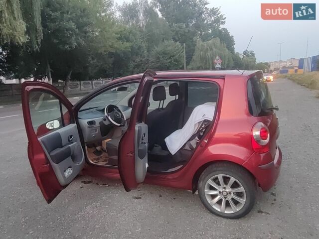 Красный Рено Модус, объемом двигателя 1.6 л и пробегом 226 тыс. км за 4700 $, фото 7 на Automoto.ua