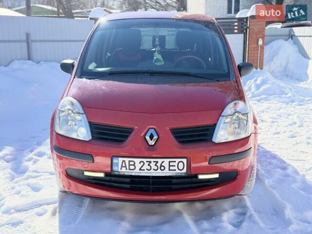 Красный Рено Модус, объемом двигателя 1.1 л и пробегом 181 тыс. км за 4400 $, фото 39 на Automoto.ua