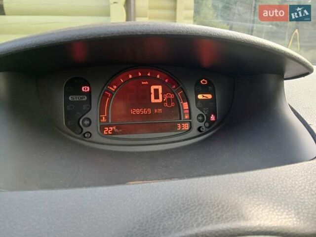 Червоний Рено Модус, об'ємом двигуна 1.15 л та пробігом 128 тис. км за 5200 $, фото 15 на Automoto.ua