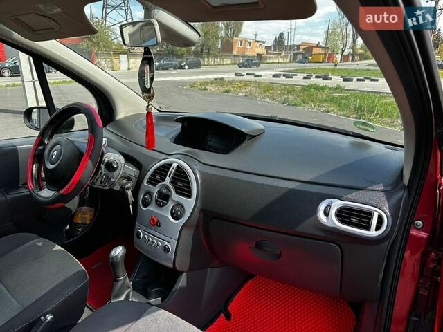 Красный Рено Модус, объемом двигателя 1.15 л и пробегом 310 тыс. км за 3299 $, фото 13 на Automoto.ua