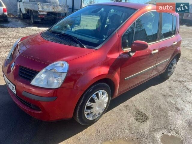 Красный Рено Модус, объемом двигателя 1.6 л и пробегом 309 тыс. км за 3800 $, фото 13 на Automoto.ua