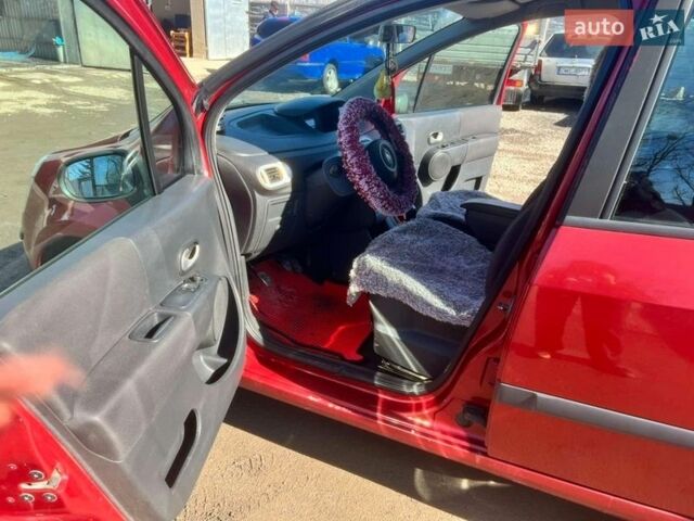 Красный Рено Модус, объемом двигателя 1.6 л и пробегом 309 тыс. км за 3800 $, фото 8 на Automoto.ua