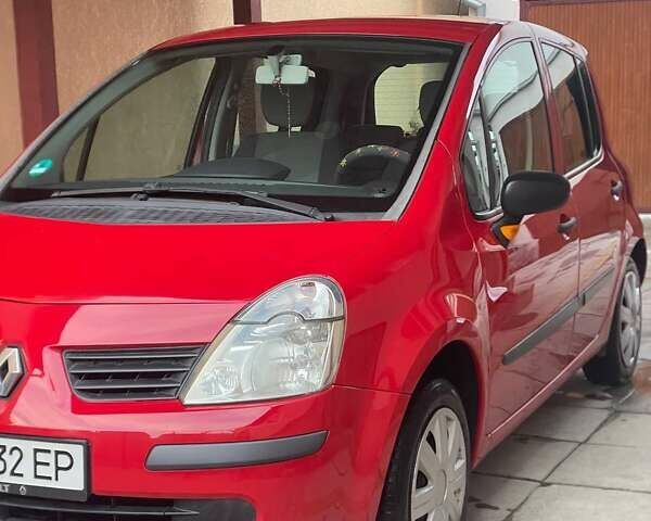 Красный Рено Модус, объемом двигателя 1.2 л и пробегом 148 тыс. км за 5250 $, фото 1 на Automoto.ua