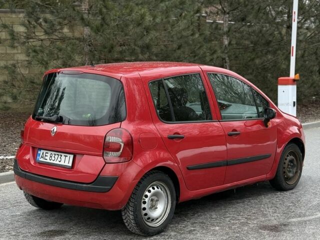 Красный Рено Модус, объемом двигателя 1.5 л и пробегом 200 тыс. км за 4200 $, фото 4 на Automoto.ua