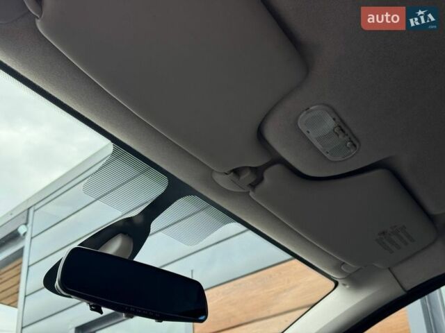 Червоний Рено Модус, об'ємом двигуна 1.46 л та пробігом 221 тис. км за 4500 $, фото 19 на Automoto.ua