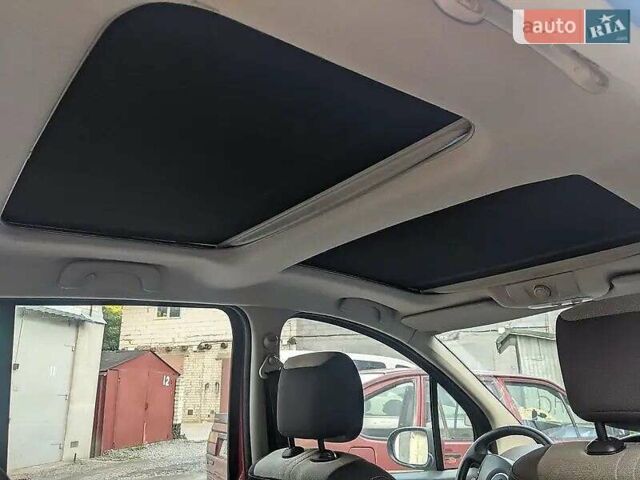 Красный Рено Модус, объемом двигателя 1.1 л и пробегом 245 тыс. км за 4800 $, фото 6 на Automoto.ua