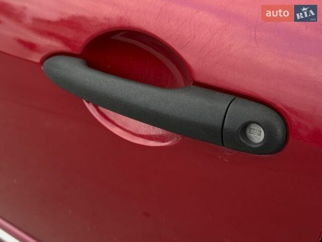 Червоний Рено Модус, об'ємом двигуна 1.46 л та пробігом 221 тис. км за 4500 $, фото 5 на Automoto.ua