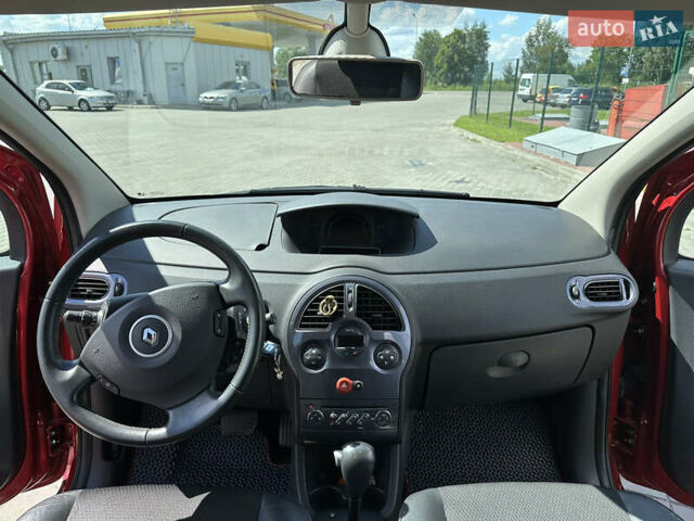 Красный Рено Модус, объемом двигателя 1.6 л и пробегом 161 тыс. км за 6800 $, фото 12 на Automoto.ua